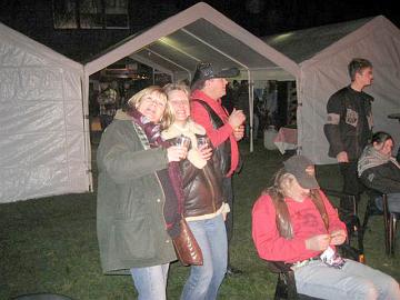 saturday_night_at_chicken_rally_(15)