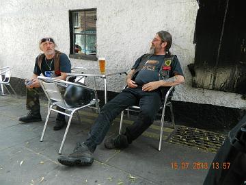 1005682_4531245539764_1495186700_n