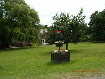 16586_4531036654542_30600769_n