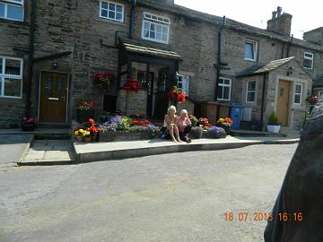 184480_4535438644589_1778316063_n