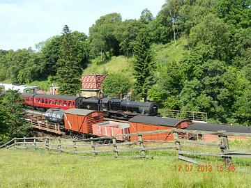 18690_4531270380385_2015916380_n