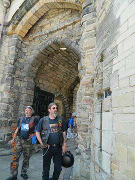 529101_4531040534639_2057201236_n