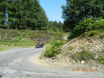 547372_4531269340359_35593018_n